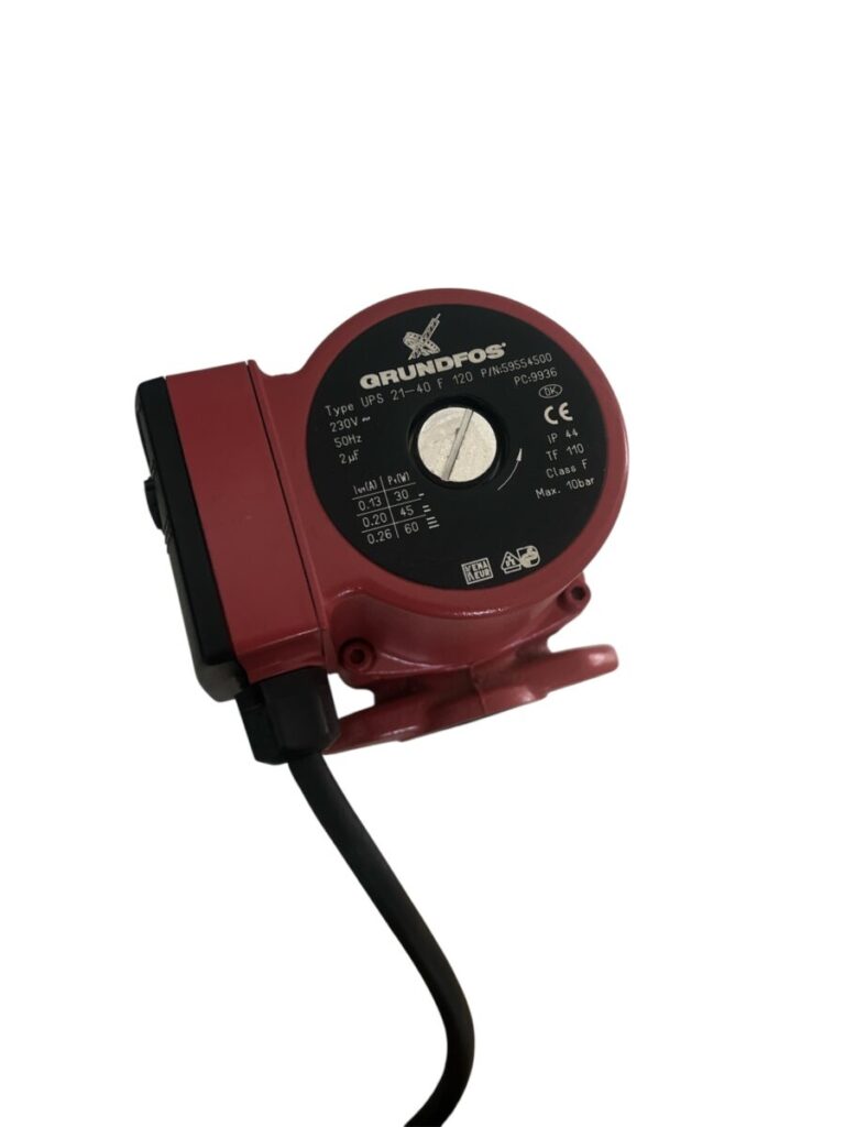 Grundfos Cirkulationspump UPS 21-40F 120 Begagnad