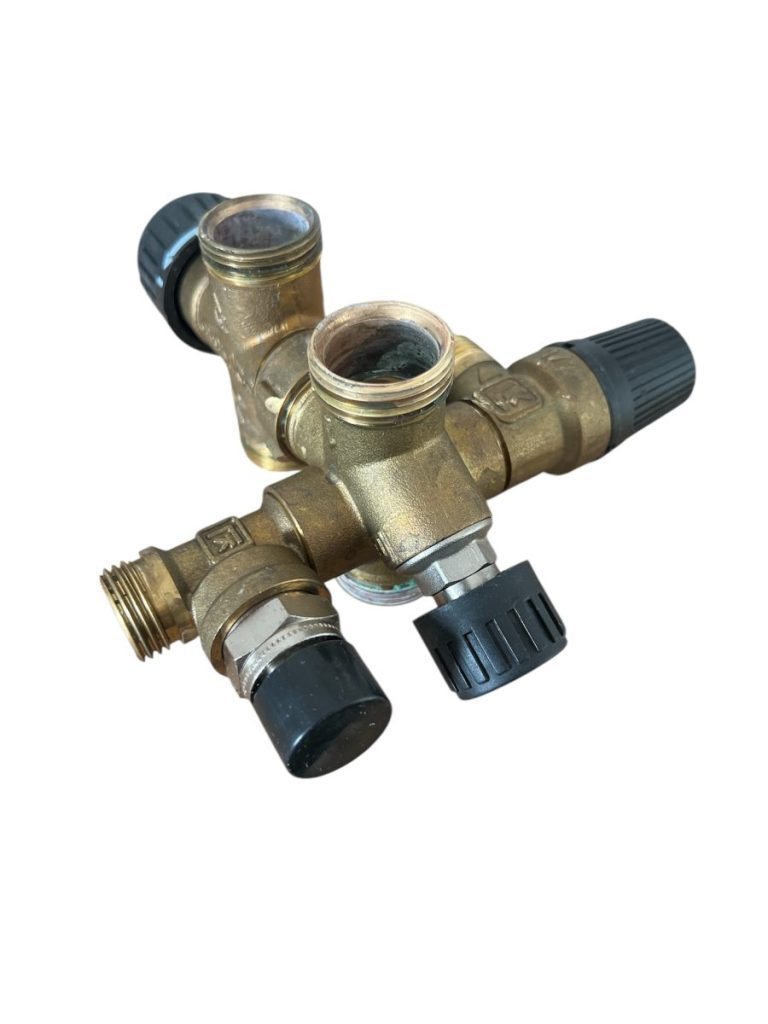 Ventilkoppel/blandningsventil VV 9 bar Ø22 Begagnad